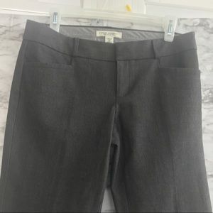 Banana Republic women’s trousers. Size 4P. Dk gray